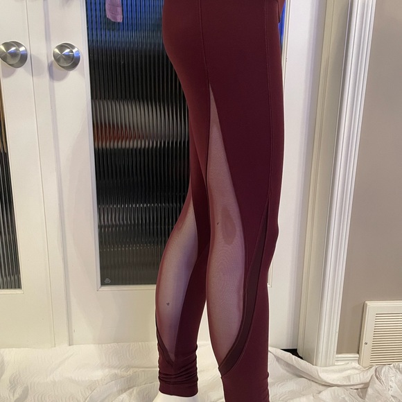 Lulu lemon leggings - Picture 3 of 4